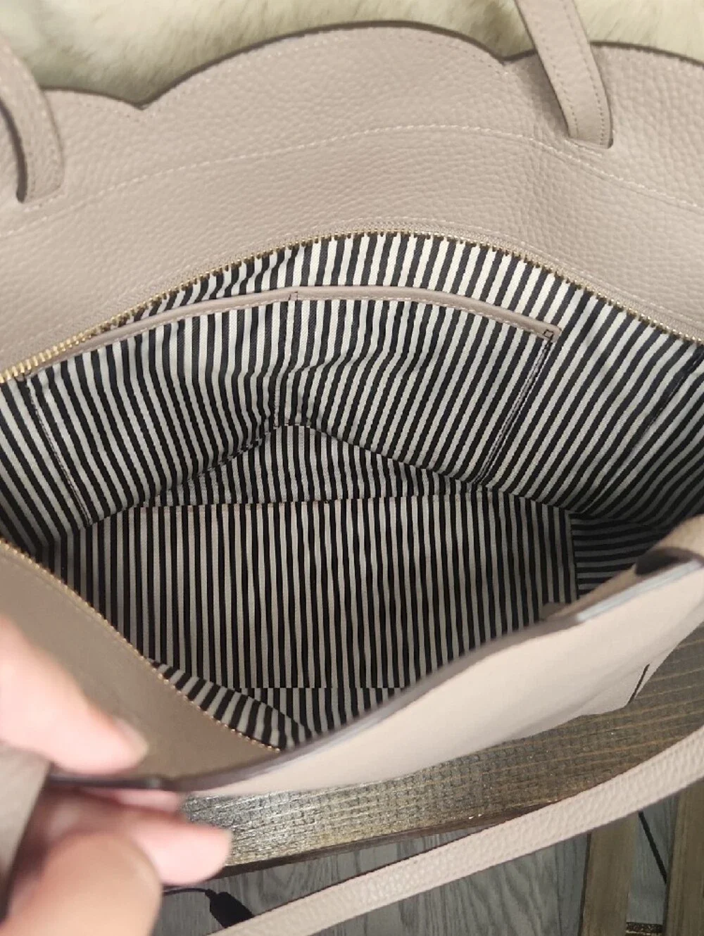 kate spade Scalloped Pebbled Tote in Dusty Mauve